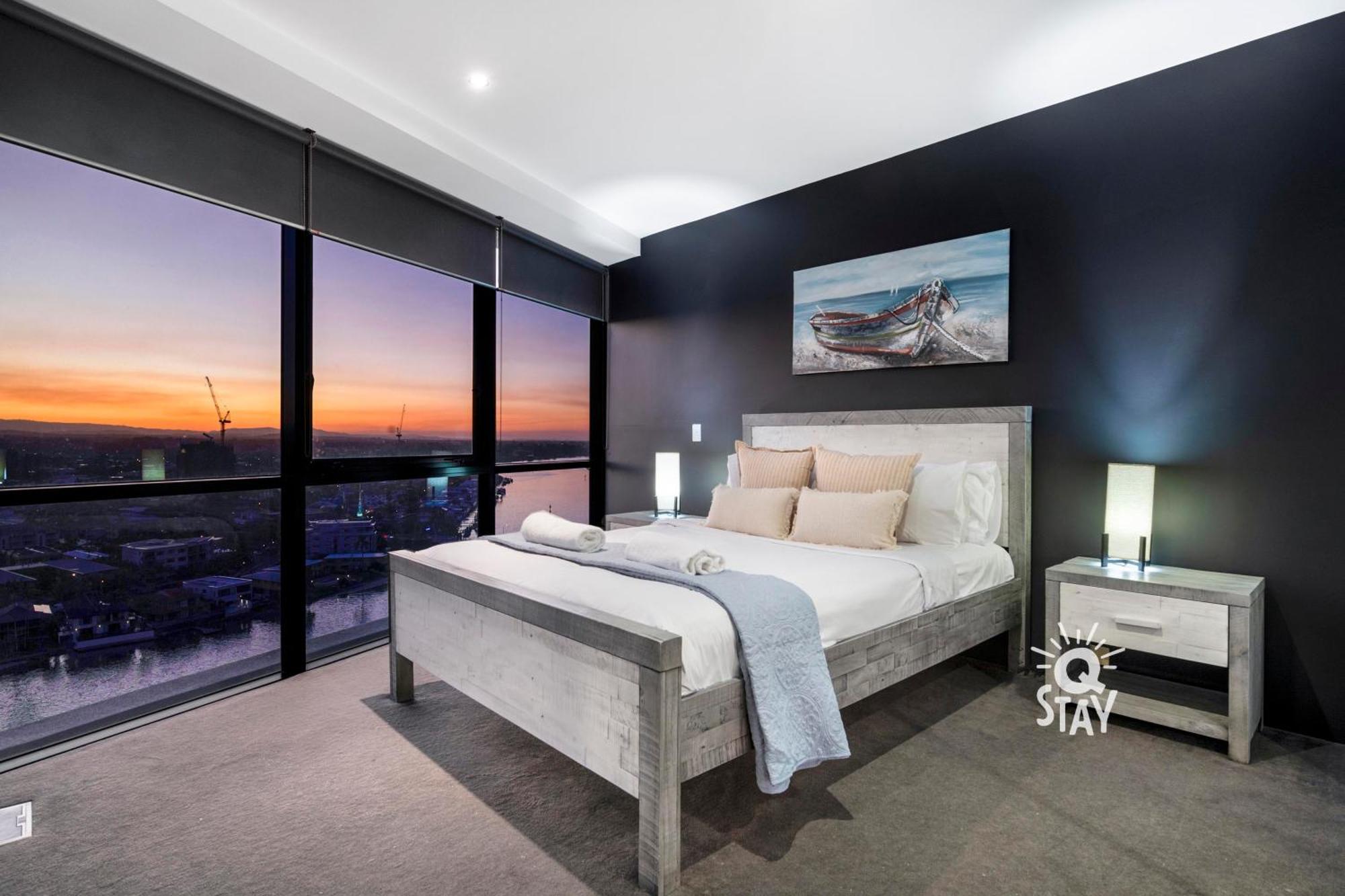 Circle On Cavill Surfers Paradise Mid Week Madness Deal - Q Stay Gold Coast Ngoại thất bức ảnh