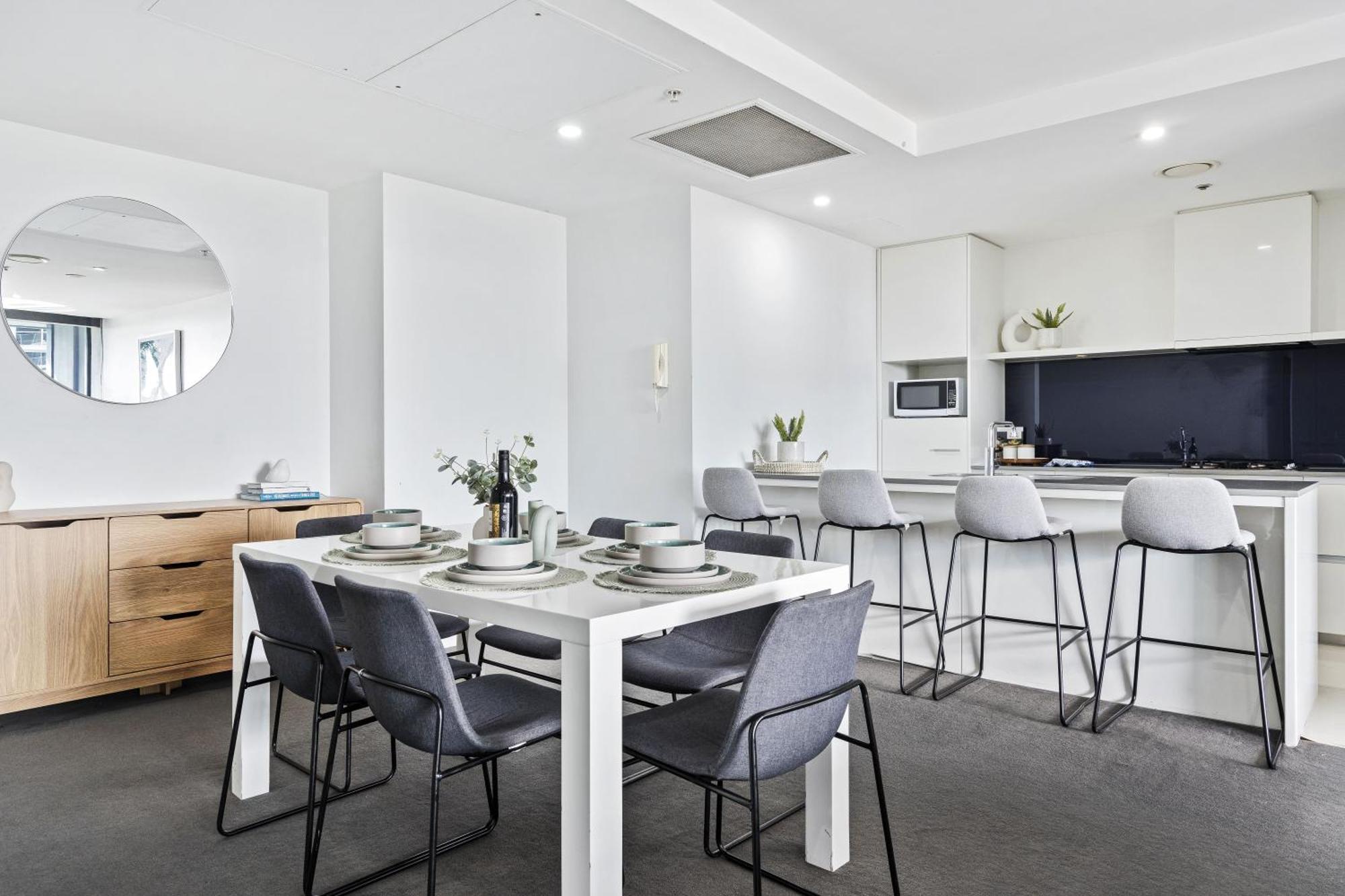 Circle On Cavill Surfers Paradise Mid Week Madness Deal - Q Stay Gold Coast Ngoại thất bức ảnh