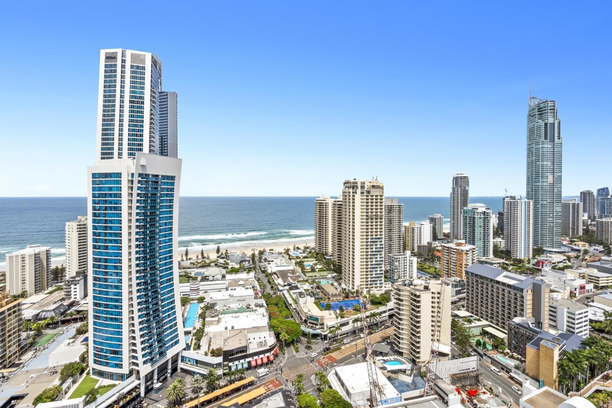 Circle On Cavill Surfers Paradise Mid Week Madness Deal - Q Stay Gold Coast Ngoại thất bức ảnh